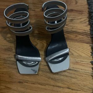 Public desire wrap heels in size6